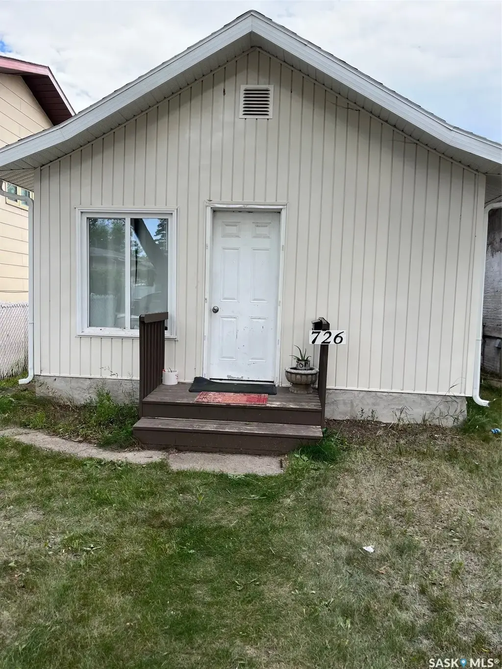 726 M Avenue S, Saskatoon