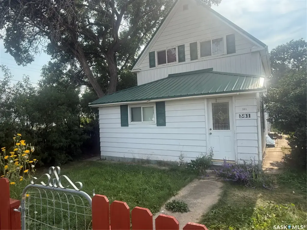 381 Main Street, Bengough