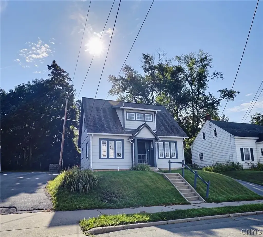 123 Linden Avenue, Ithaca City