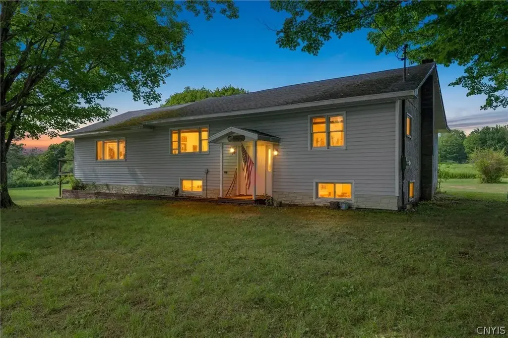 254 Center Road, Sandy Creek