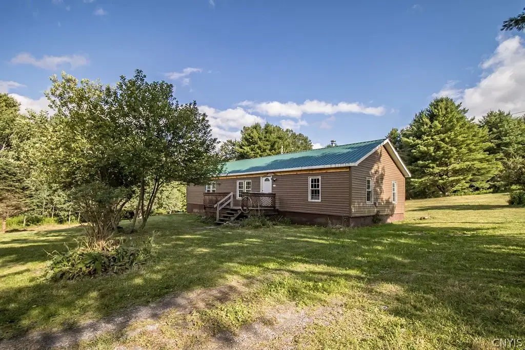 2455 Hatch Lake Road, Nelson