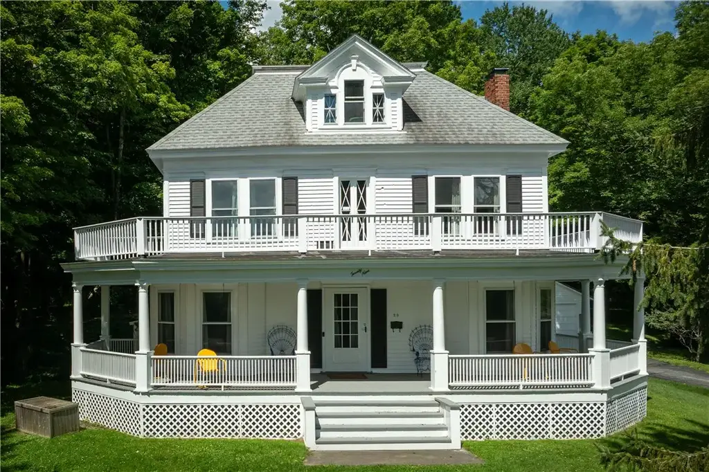 29 Lake Street, Harpersfield