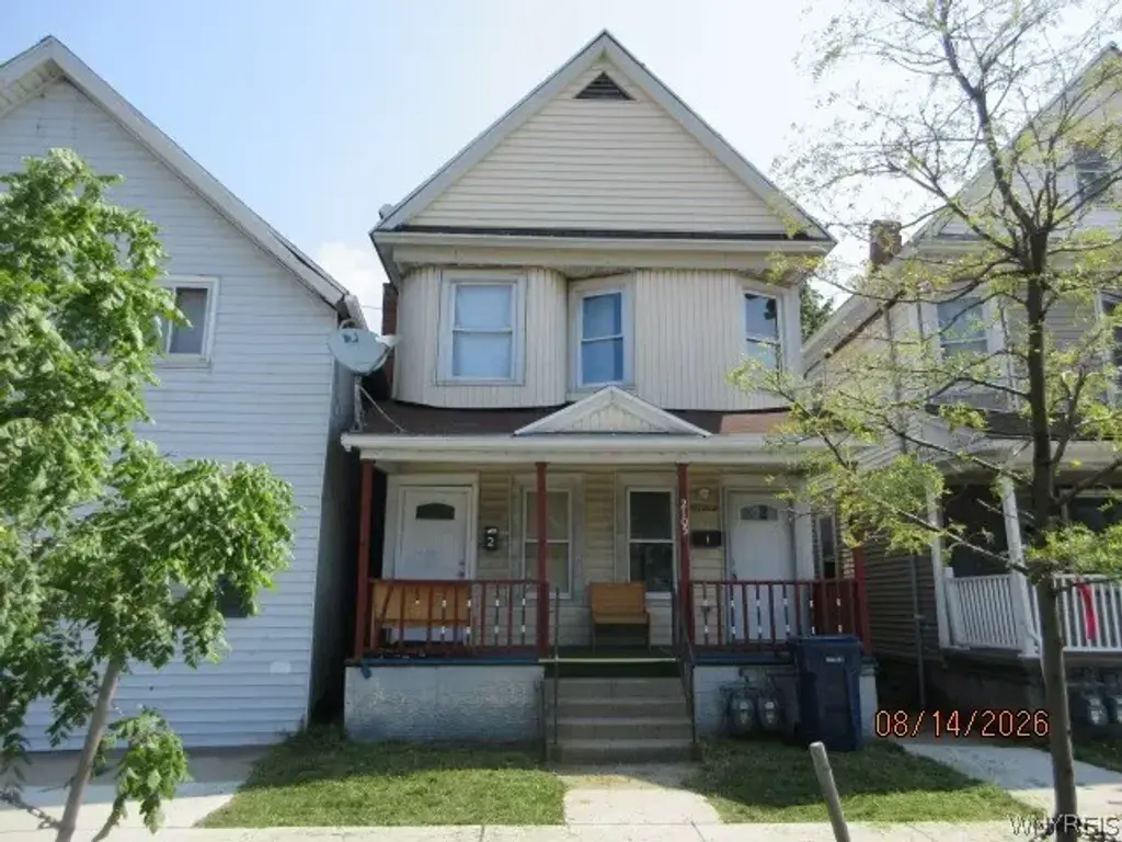 2105 Niagara Street, Buffalo