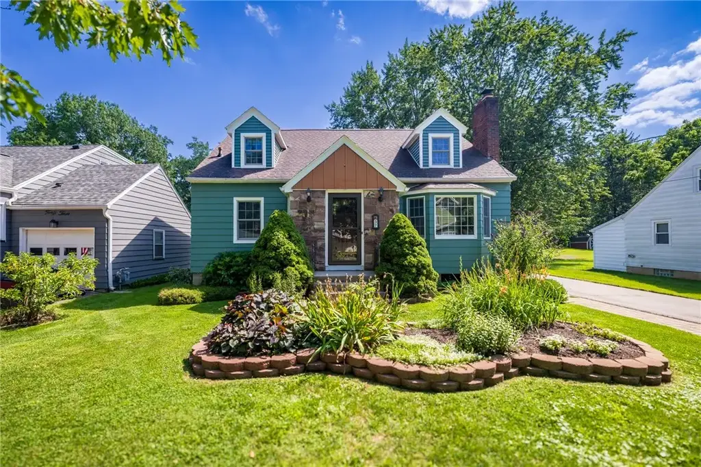 37 Fuller Avenue, Webster