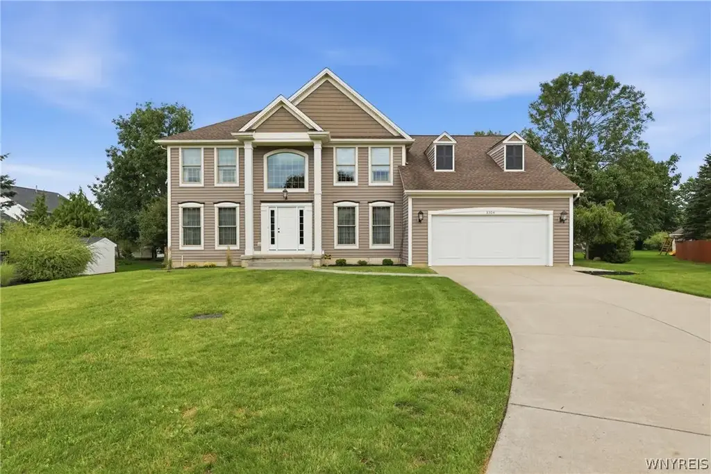 8304 Silver Fox Court, Clarence