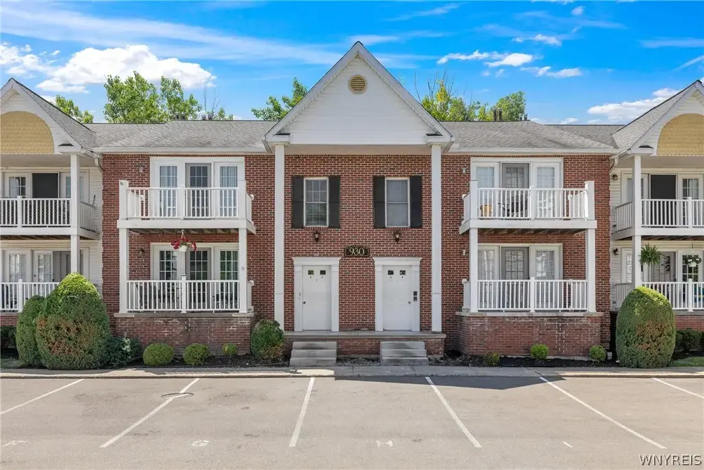 930 Hopkins Road # D, Amherst