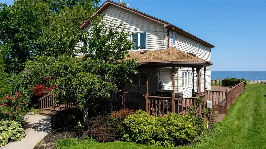 6620 Shore Acres Drive, Hamlin
