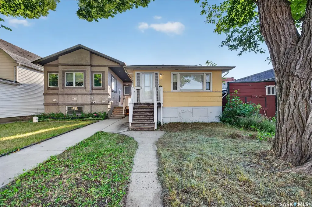 1812 Ottawa Street, Regina