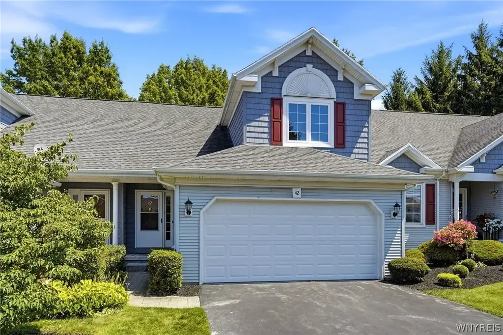 2850 Amsdell Road # 42, Hamburg