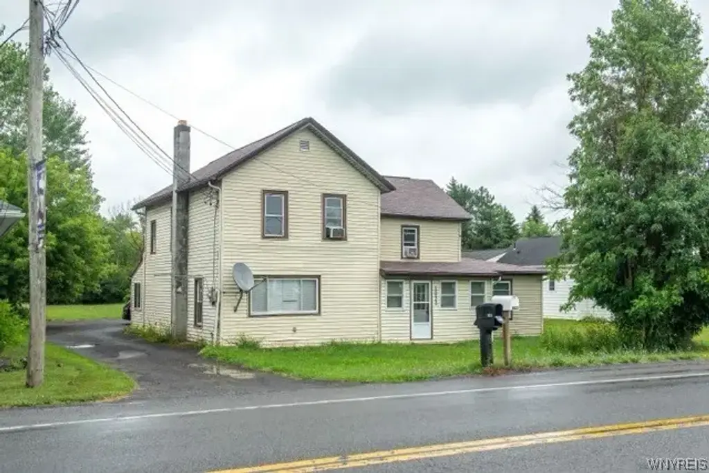 1032 State Fair Boulevard, Geddes