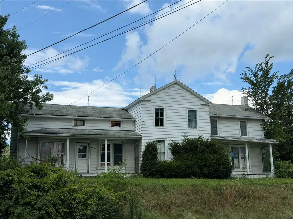 2111 State Route 414, Dix