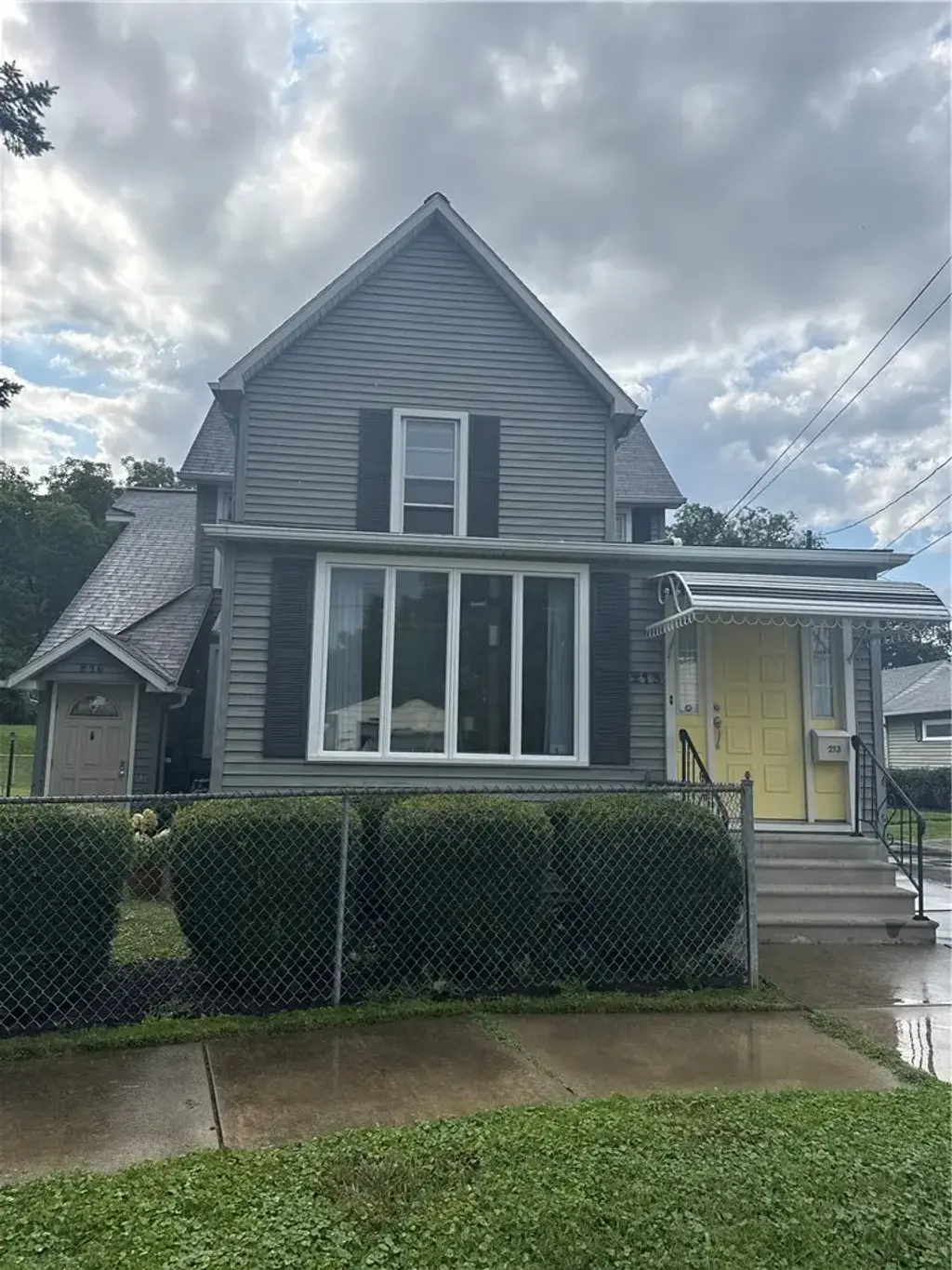 213-215 Conhocton Street, Corning City