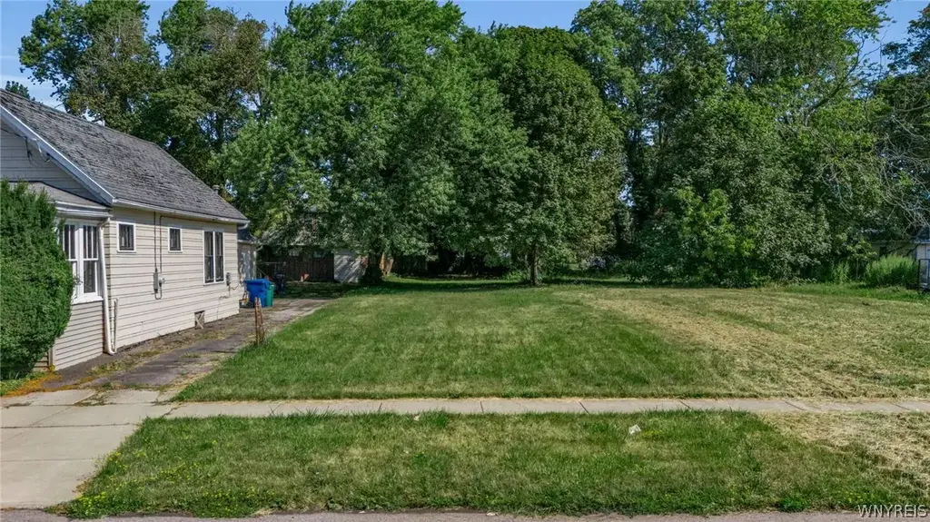 176 Dodge Street, Buffalo