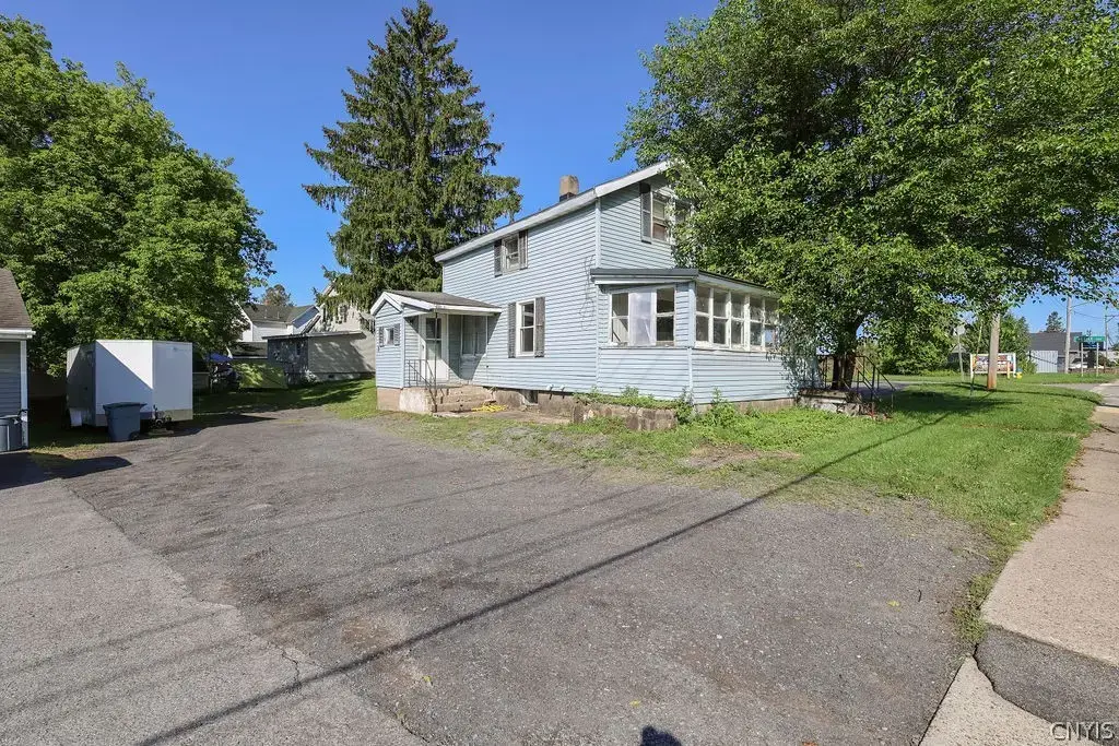 602 S 4th Street, Fulton