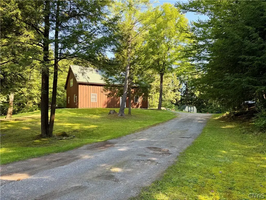 6377 State Route 3, Diana
