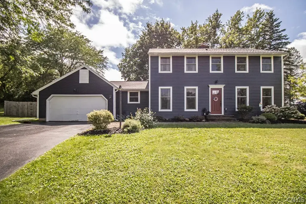 4885 Lynnbrook Circle, Onondaga