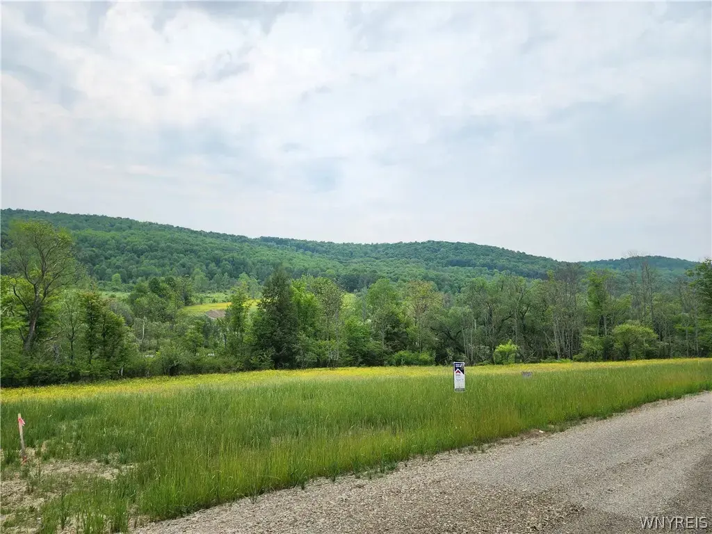 13 Sundance Road, Ellicottville