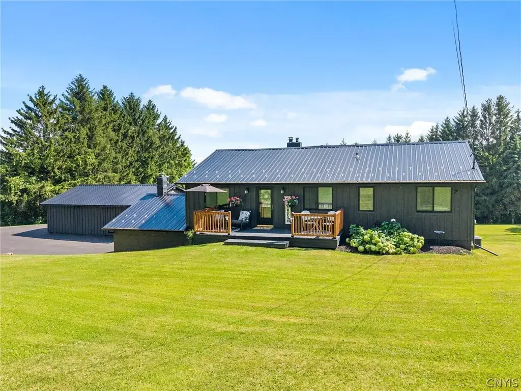 2662 Hitchings Road, Otisco