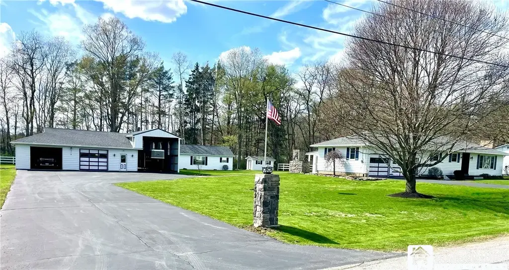1703 Haskell Parkway, Portville