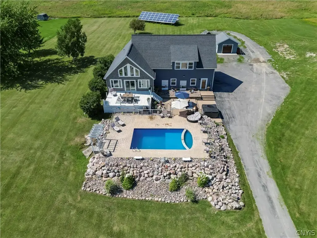 17560 County Route 59, Brownville