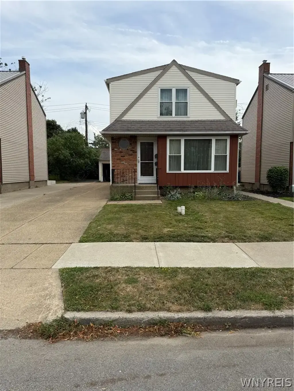 61 Chatsworth Avenue, Tonawanda