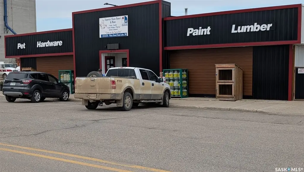 435 Main Street, Foam Lake