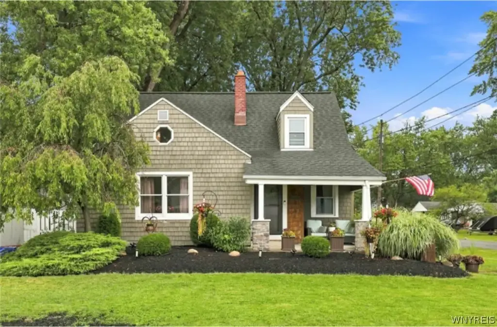 4423 Stratford, Hamburg