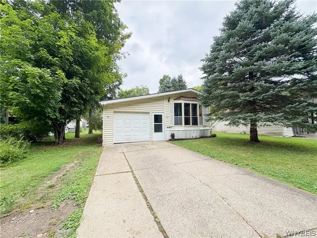 178 Bush Gardens, Alden