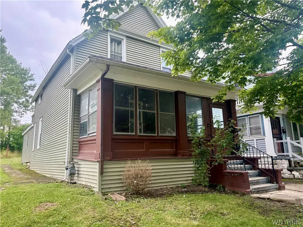 111 Hawley Street, Buffalo