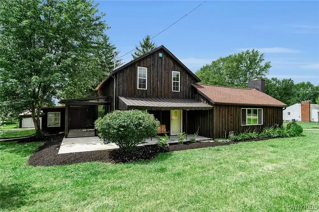 11544 Gowanda State Road, North Collins