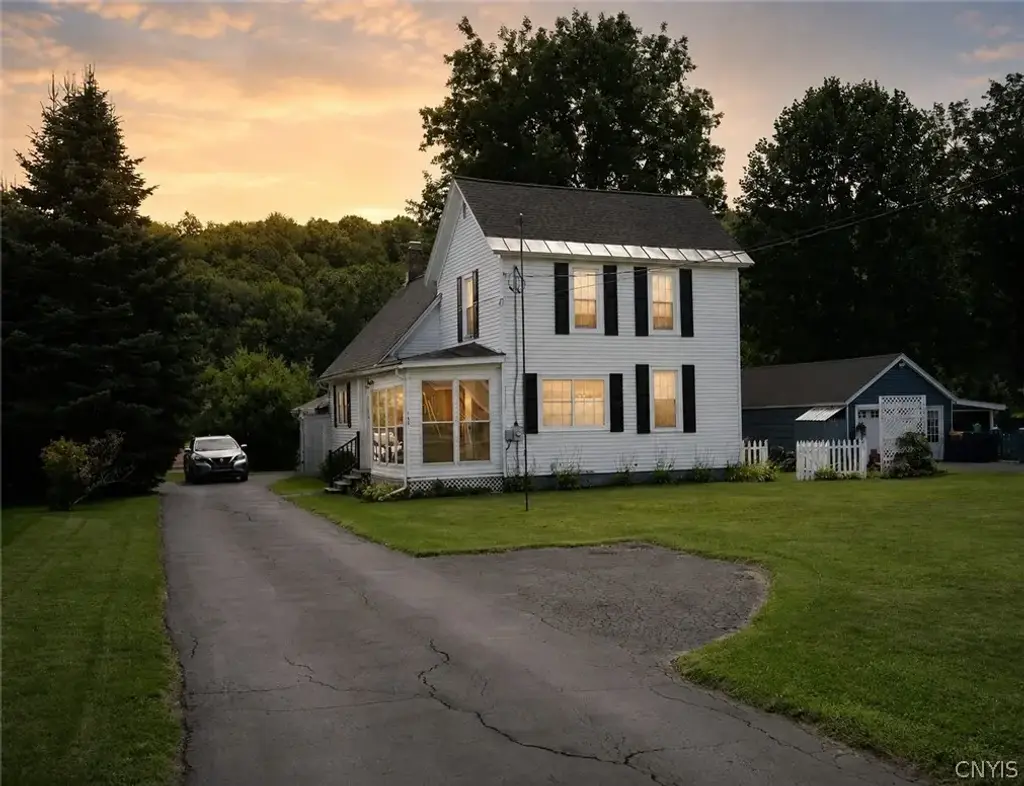 133 Elm Street, Whitestown