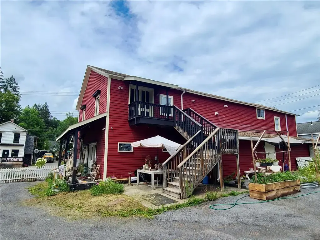 72 Main Street, Andes