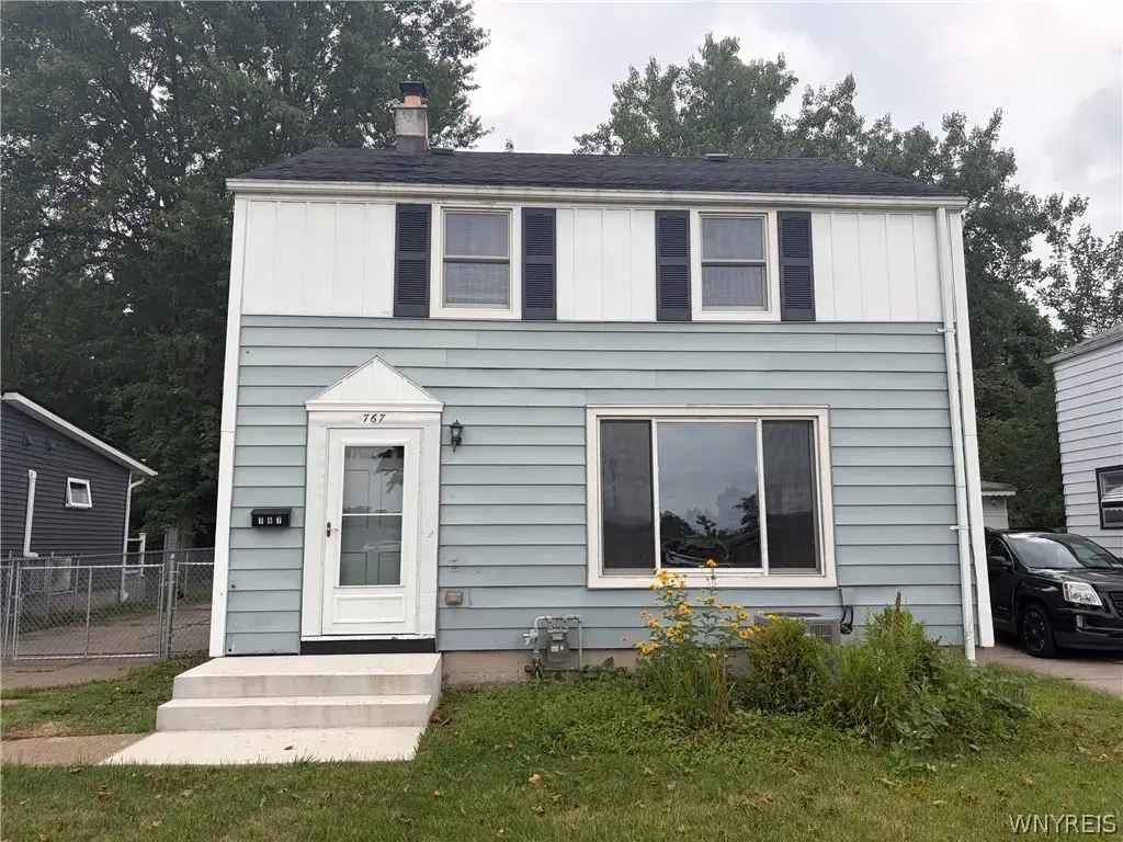767 Saint Lawrence Avenue, Buffalo