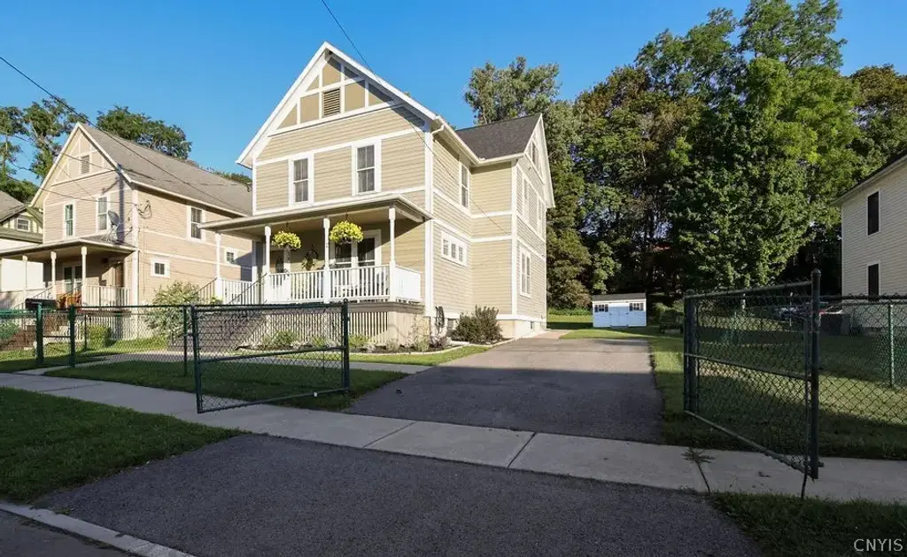 18 Westlake Avenue, Auburn