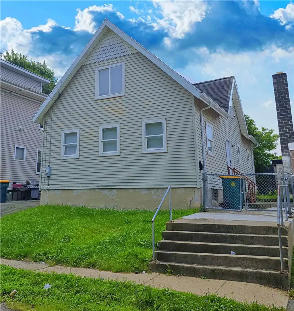 1 Bloomingdale Street, Rochester