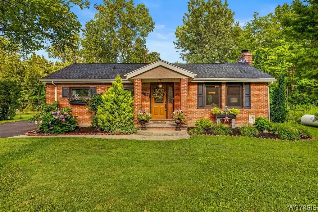 4071 Calkins Road, Lewiston