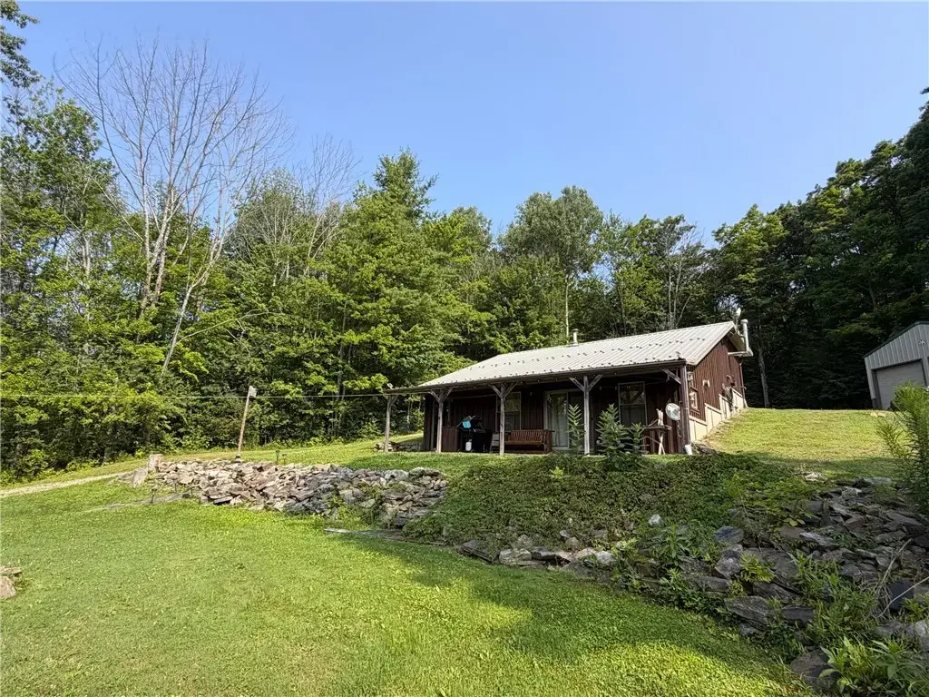 7196 Cloverleaf Road, New Hudson