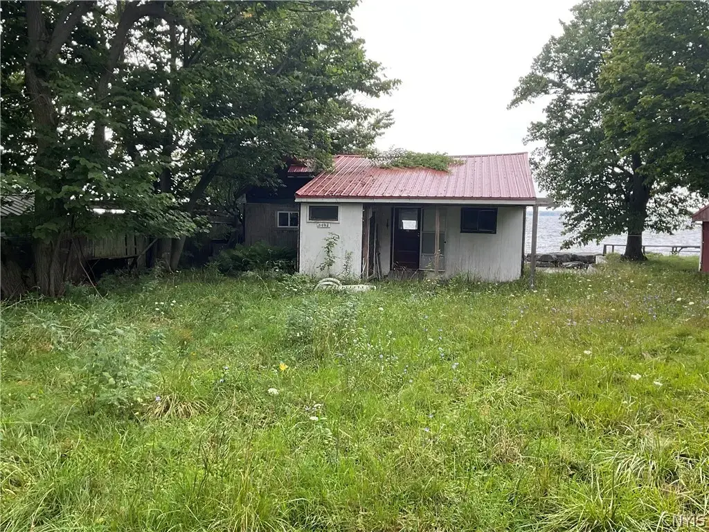 9602 1737, Brownville