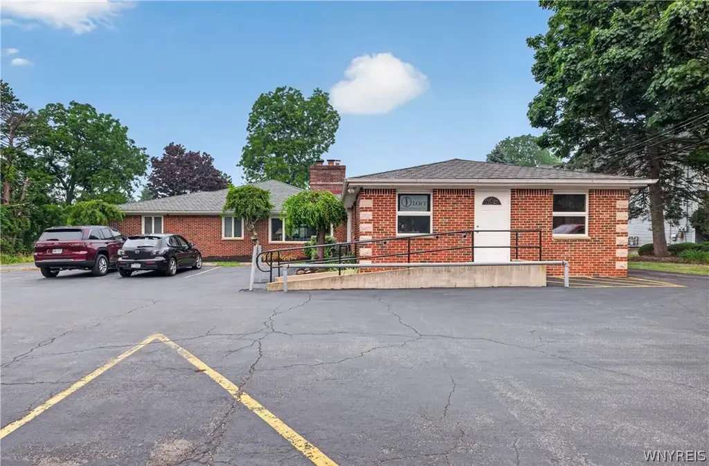 3405 Orchard Park Road, Orchard Park