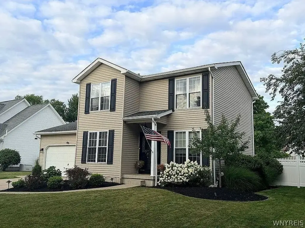 52 Village View, Lancaster
