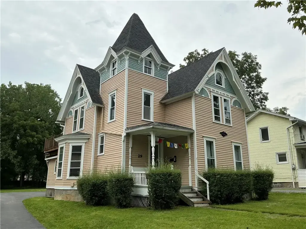29 North Street, Geneseo