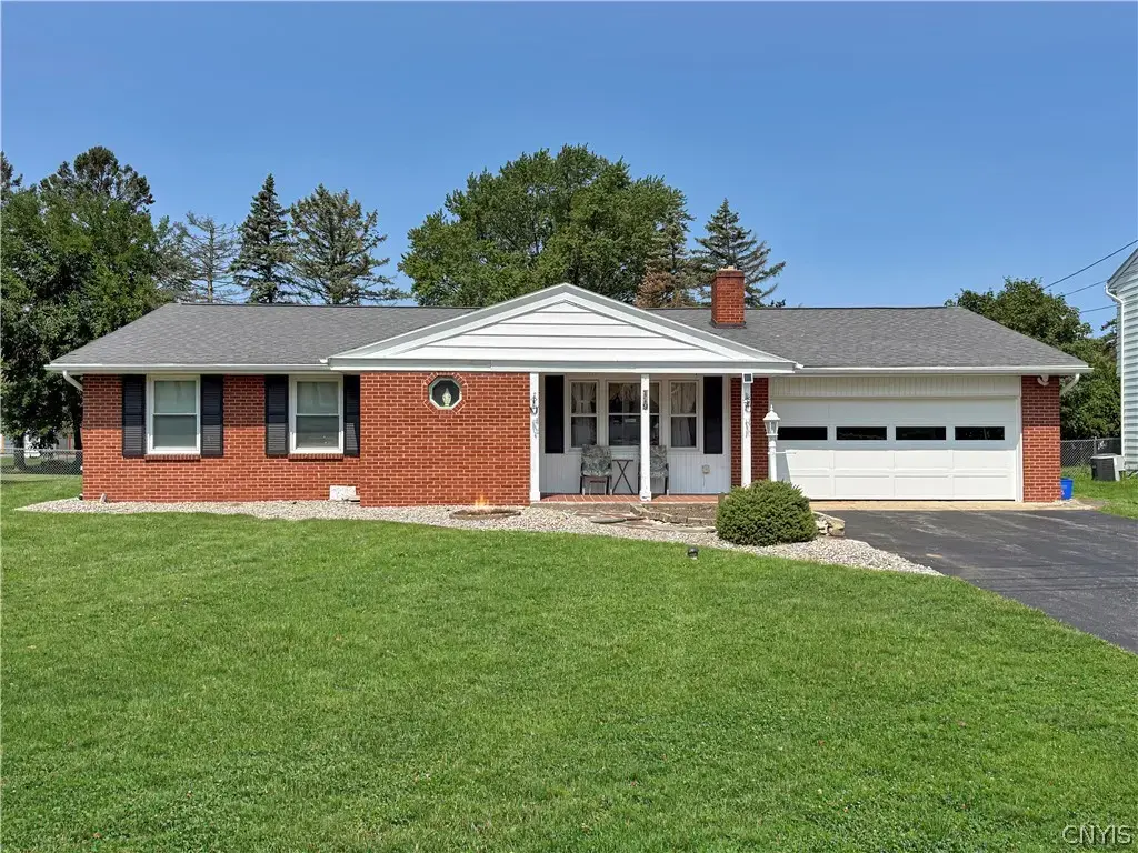 119 Longwood Drive, DeWitt