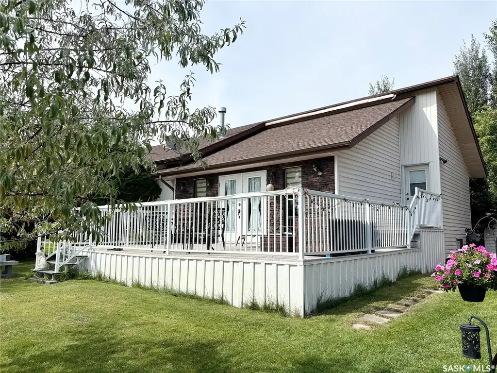 230 Augusta Place, Good Spirit Lake