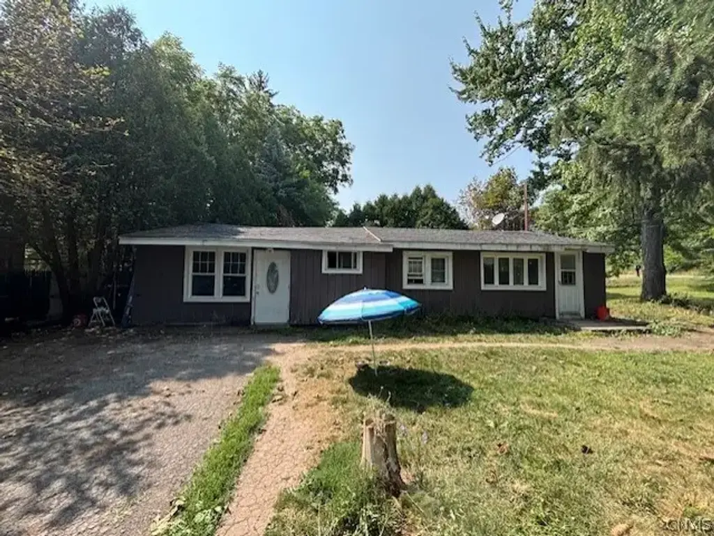 102 Oakley Road, Camillus