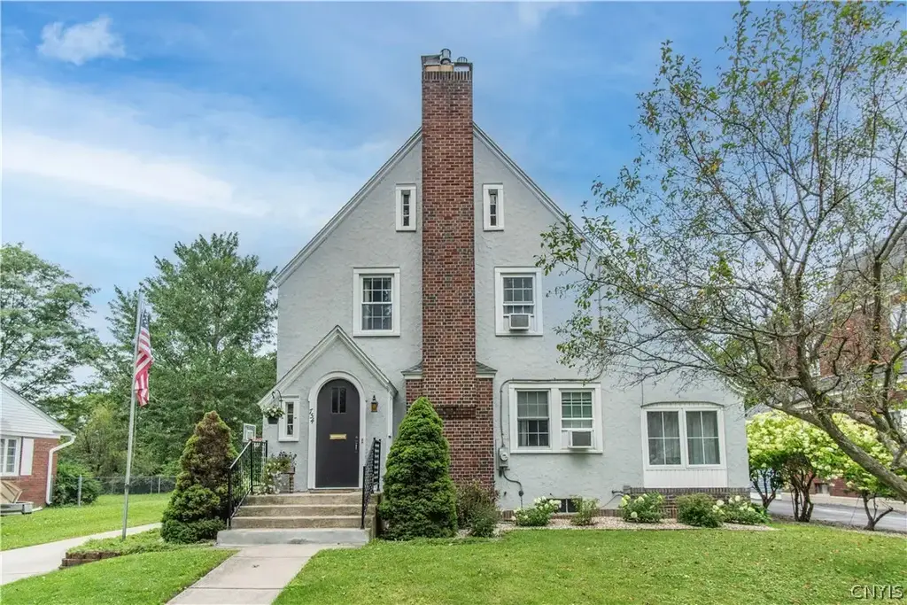 754 Ball Avenue, Watertown City