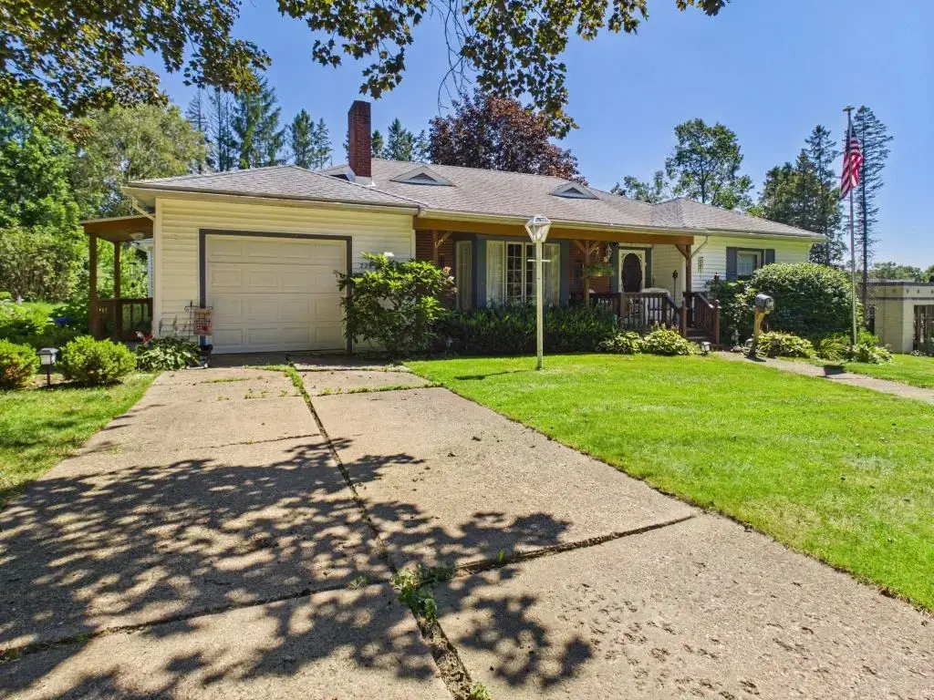 222 Chestnut Street, Kane Boro