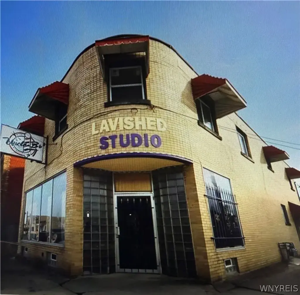 2101 Pine Avenue, Niagara Falls