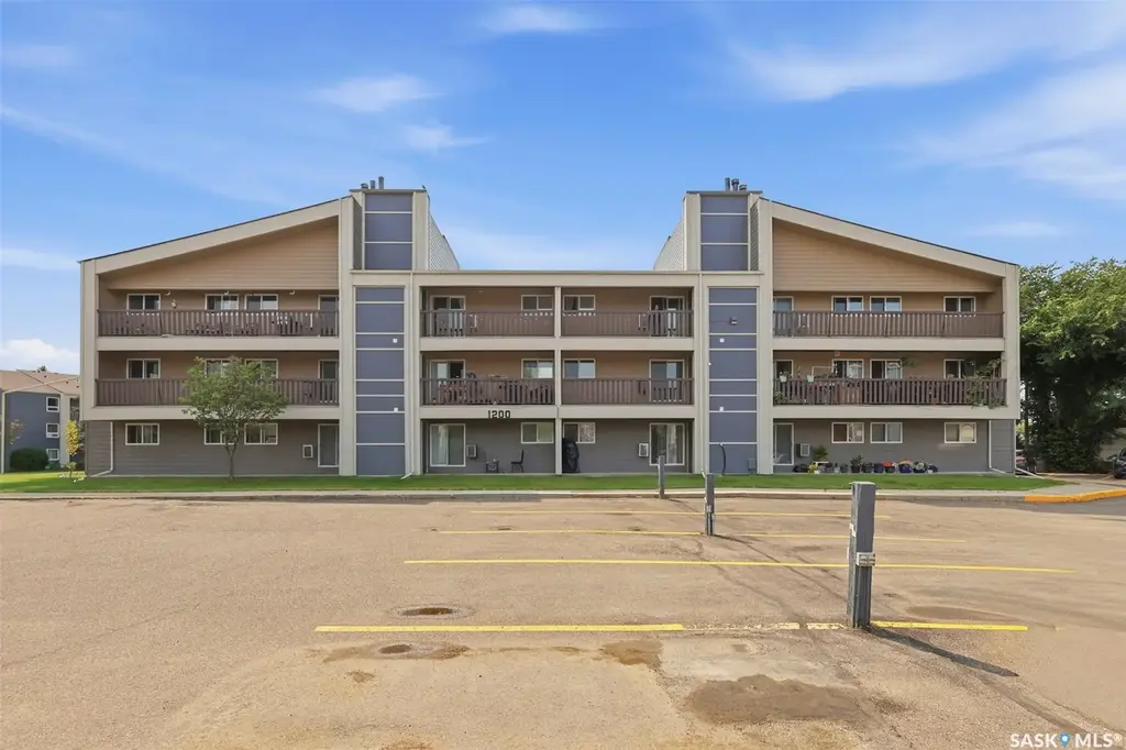 425 115th Street E 1233, Saskatoon