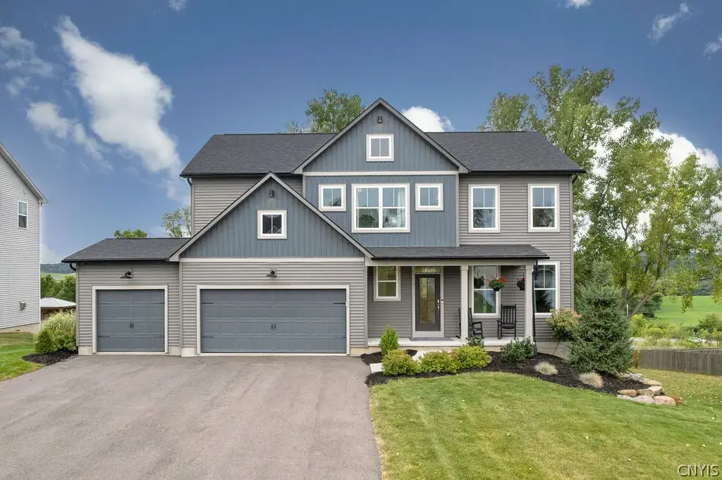 4711 Cooper Trade Place, Clay