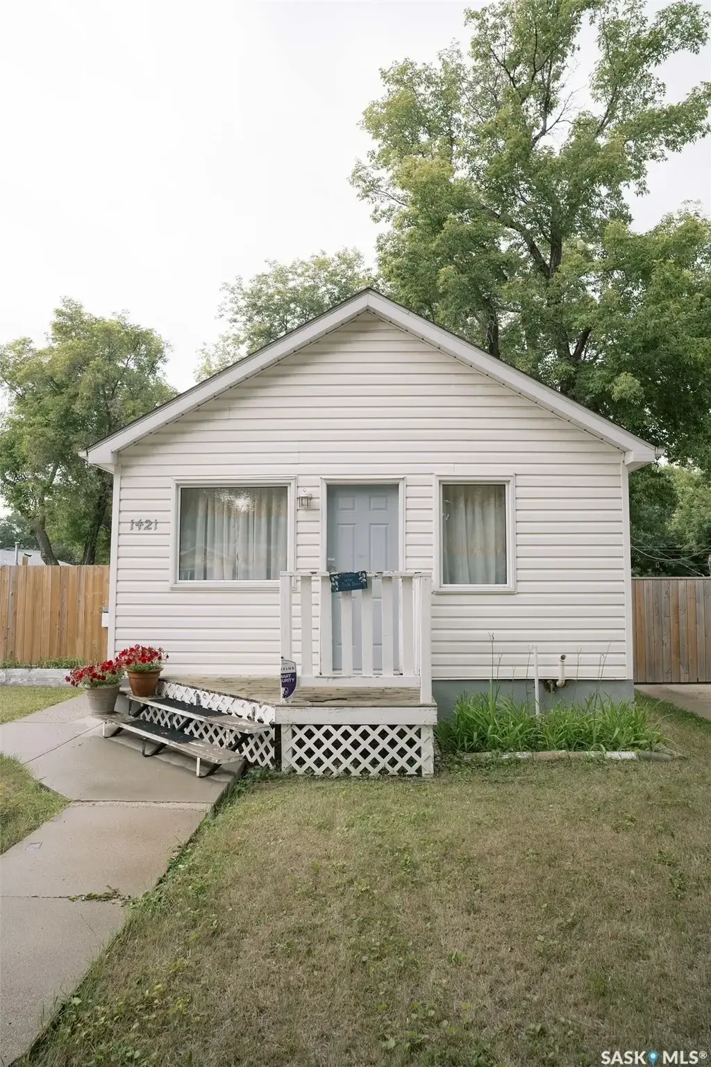 1421 H Avenue N, Saskatoon
